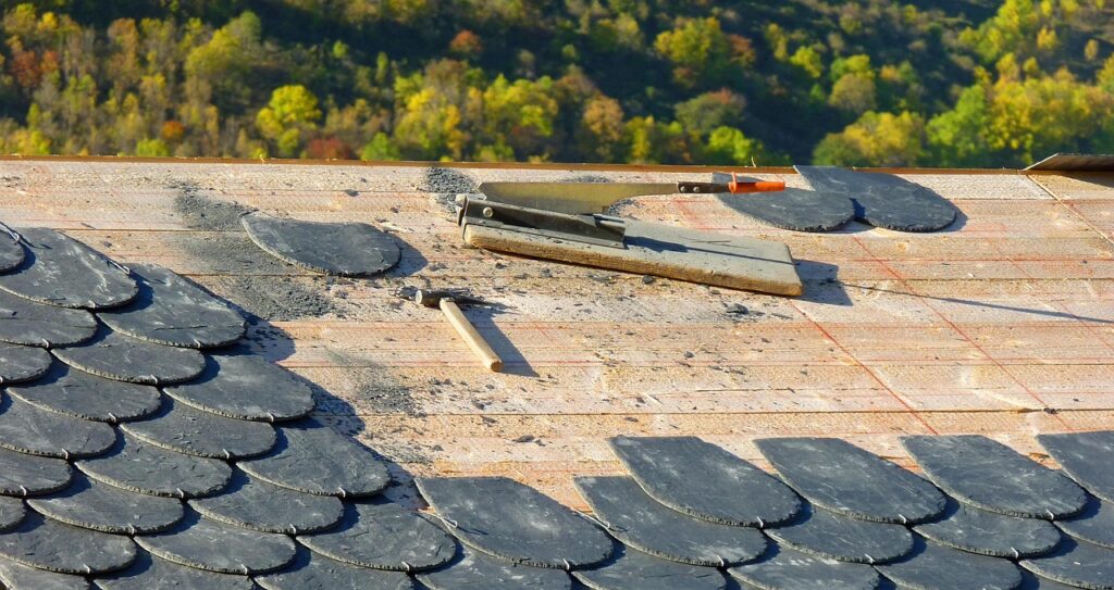 Average Roofing Salary