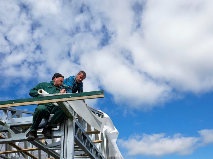 people-working-rooftop